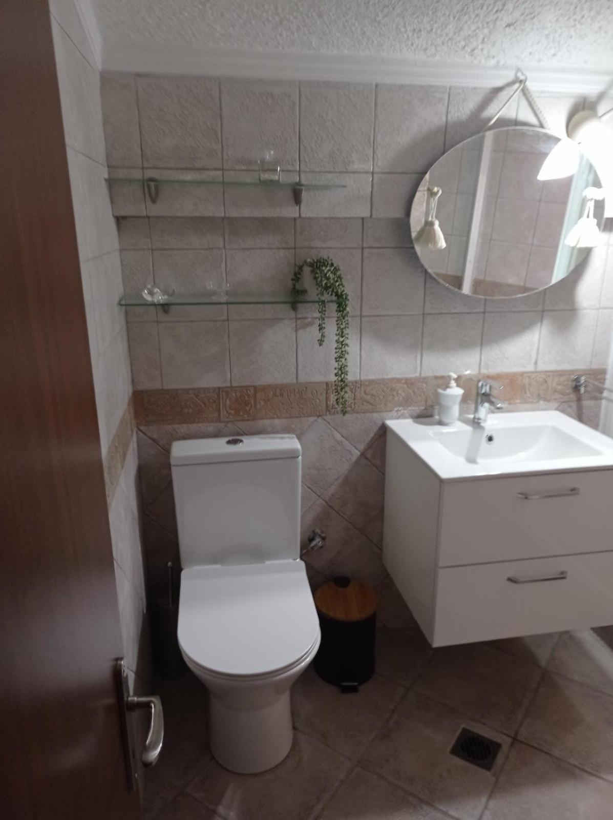 Elani Beautiful Villa Сивири Екстериор снимка
