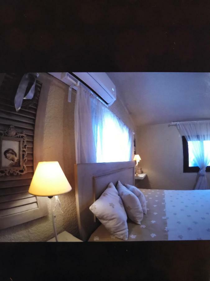 Elani Beautiful Villa Сивири Екстериор снимка